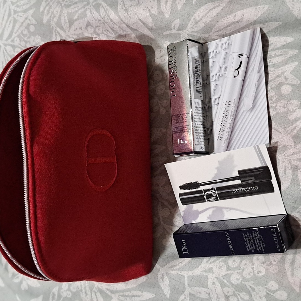 Dior case with 2 items in box